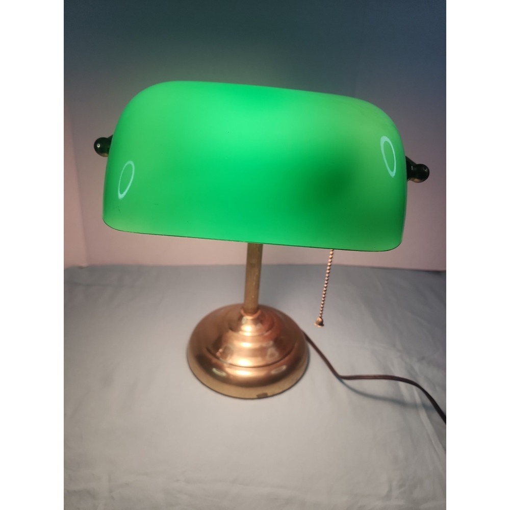 Vintage Underwriters Laboratories Portable Brass Bankers Desk Lamp Green Shade